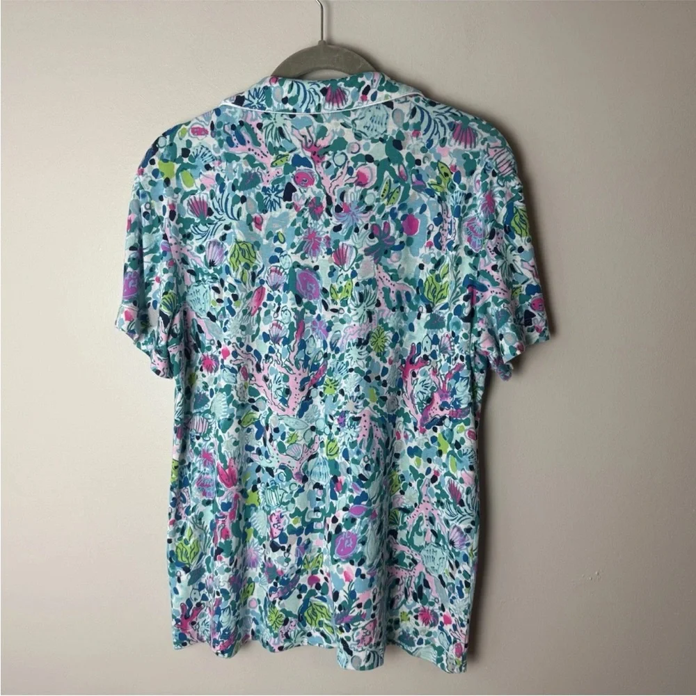 Lilly Pulitzer Pajama Shirt Size Medium Short Sleeves Button Up Colorful Soft - Picture 4 of 6
